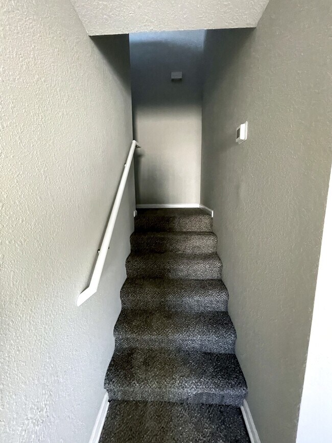 Building Photo - 228 Whitestone Dr NE