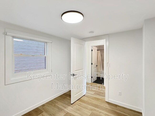 Building Photo - 1516 1/2 N 7th St