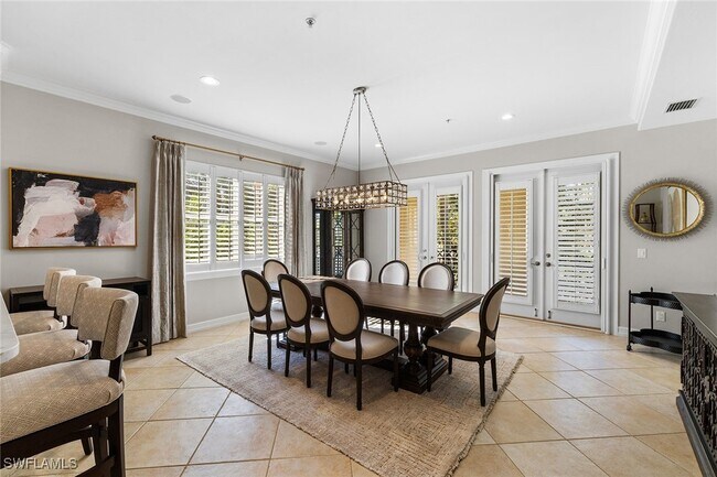 Building Photo - 2864 Tiburon Blvd E