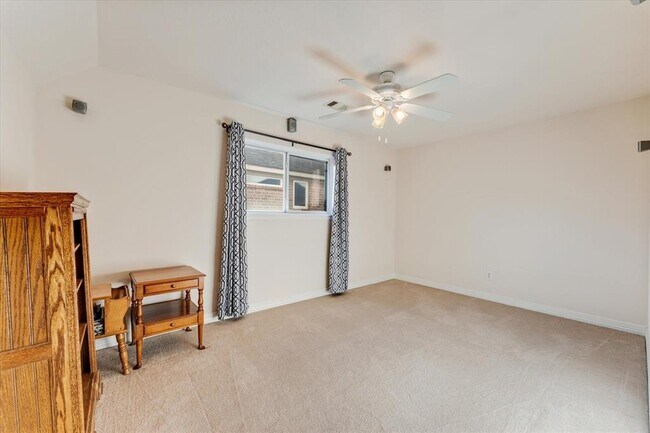 Building Photo - 6075 Longmire Trail