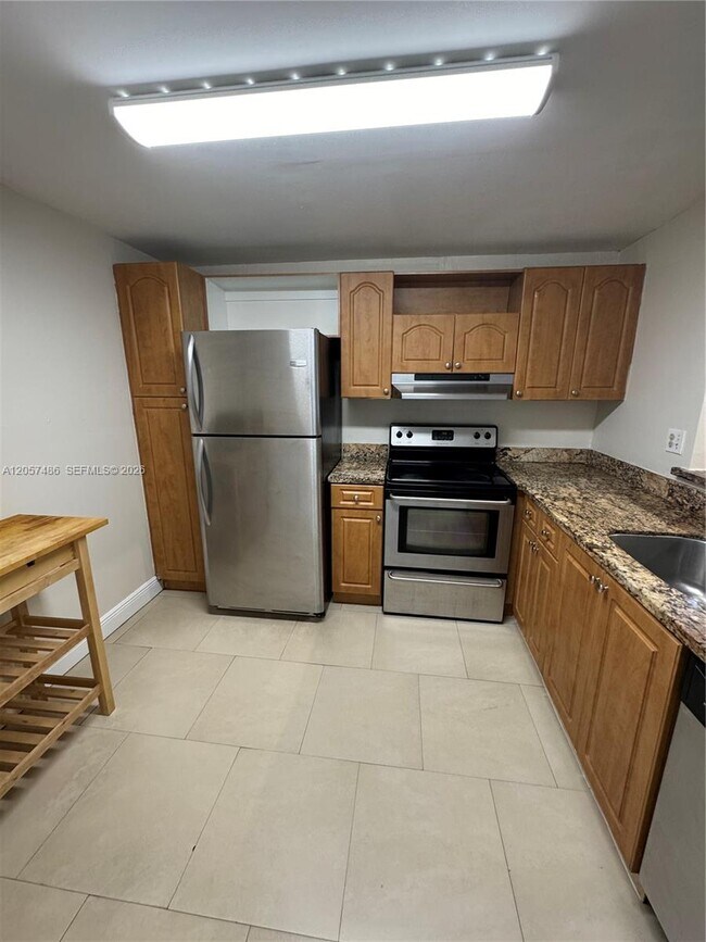 Building Photo - 11243 SW 88th St