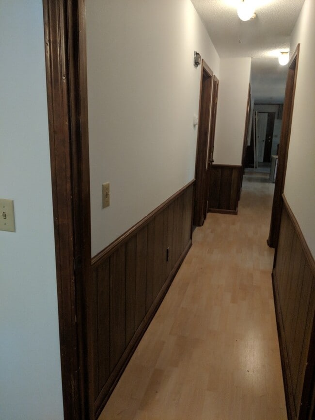 Building Photo - 144 Fern Forest Dr