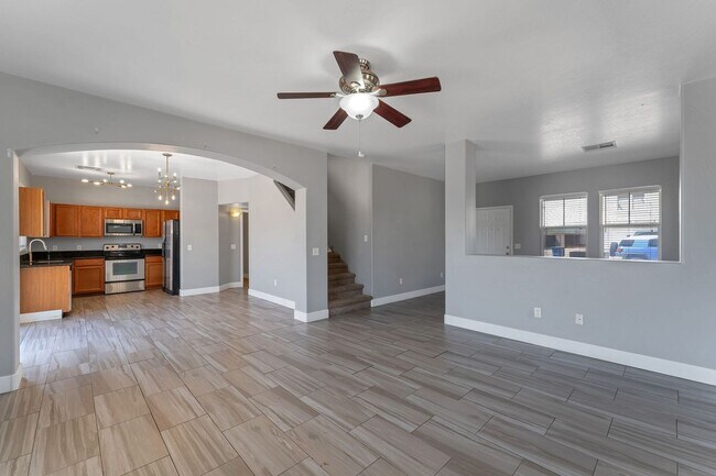 Building Photo - Charming 3BR House in Apache Junction