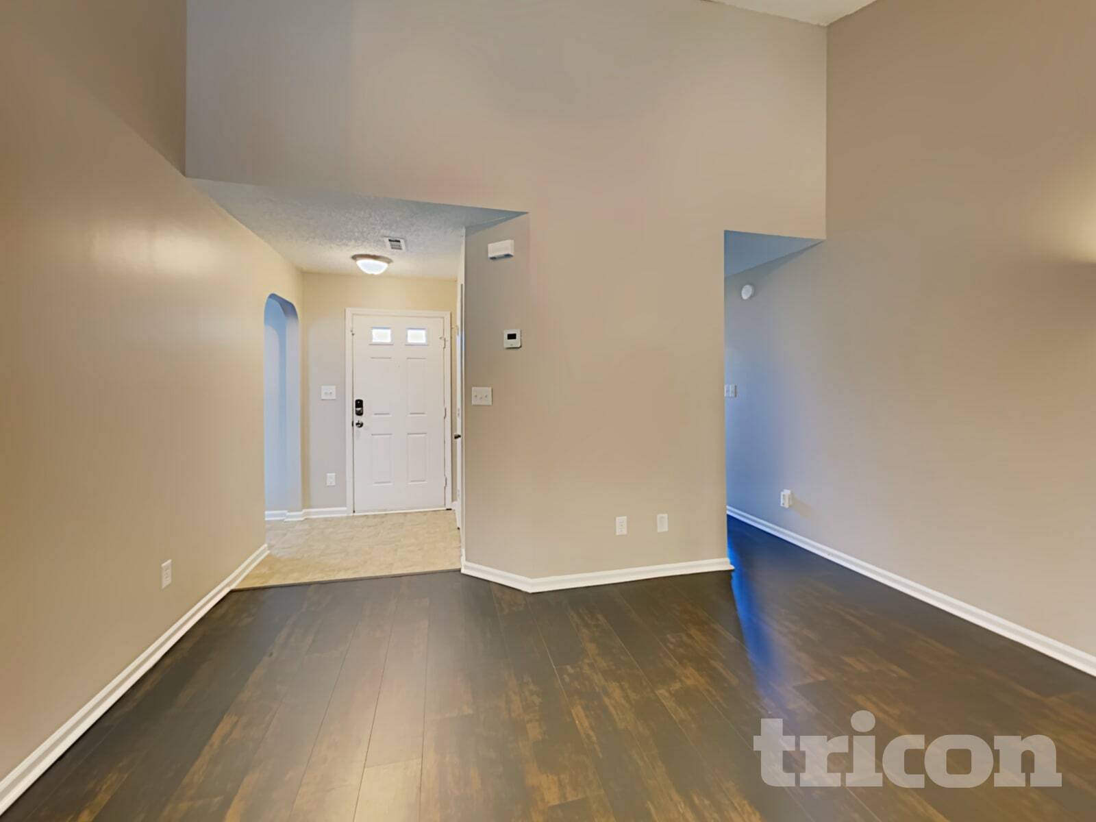 Building Photo - 1026 Summit Hills Dr