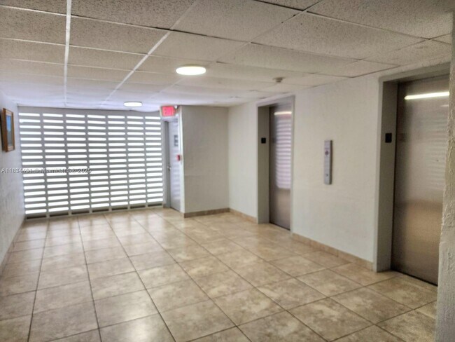 Building Photo - 200 177th Dr