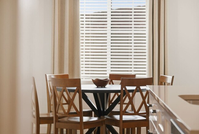 Building Photo - 1709 Ripple Rock Dr