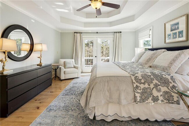 Building Photo - 4035 Lacey Dr