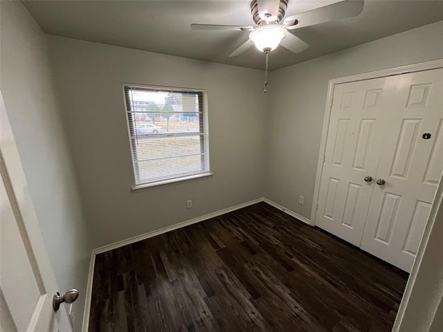 Building Photo - 1841 S Perry Rd