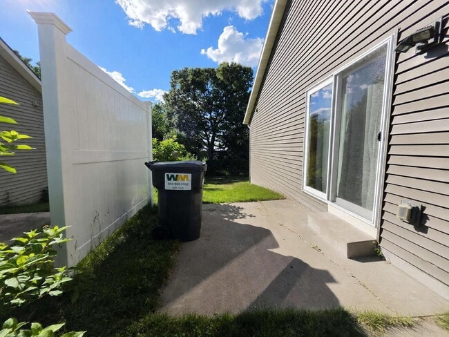 Building Photo - Spacious 4-Bedroom Home with Vaulted Ceilings, Finished Lower Level & 2-Car Garage