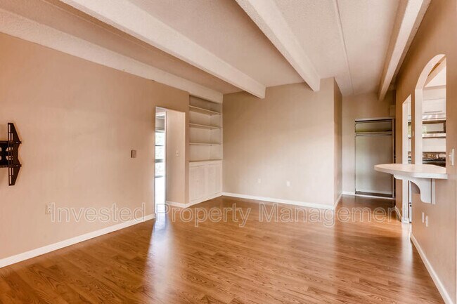 Building Photo - 551 Pearl St