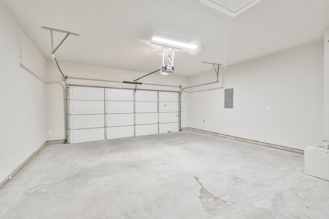 Building Photo - 25121 Pacific Wren Dr