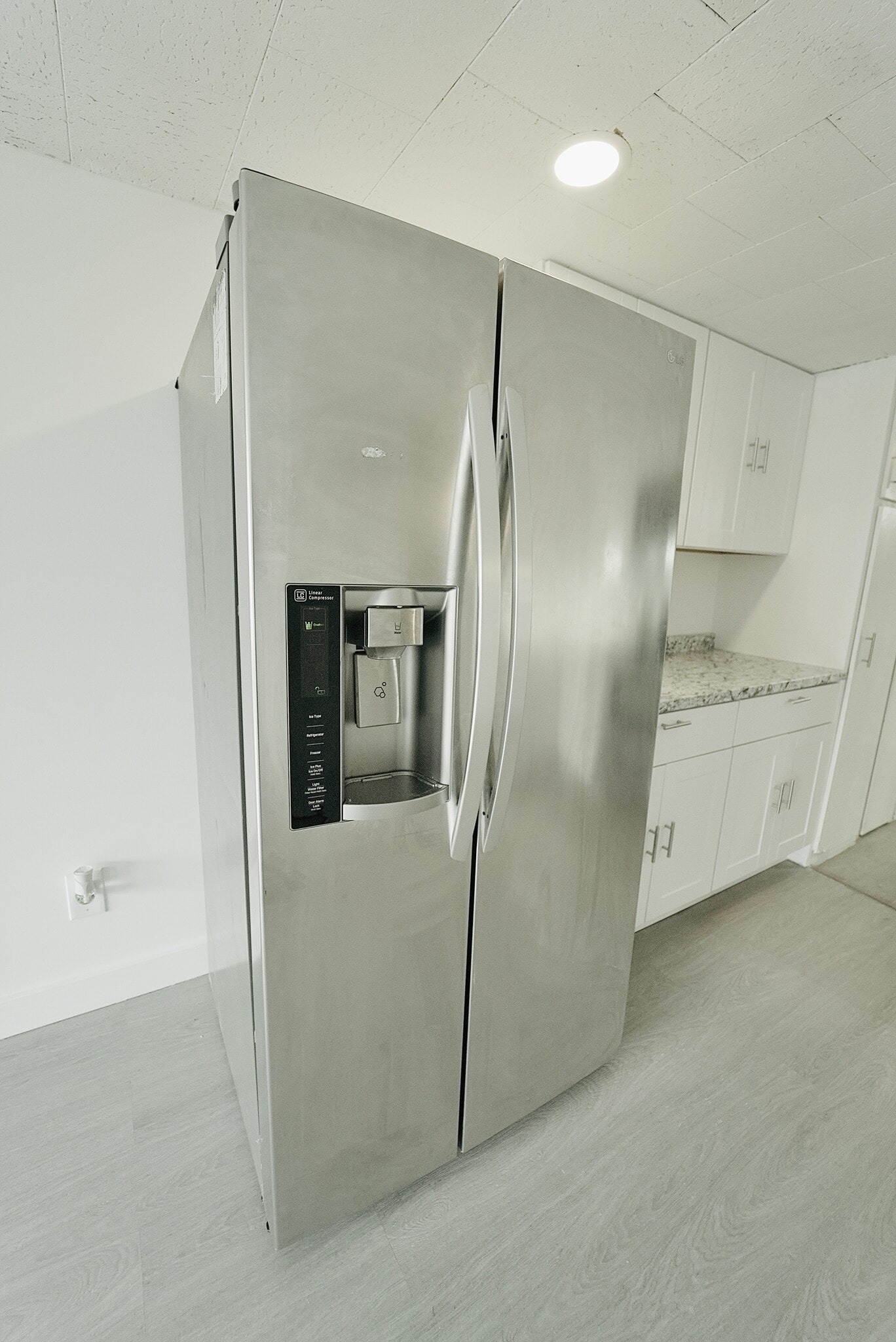 Building Photo - 8520 SW 18th Ct