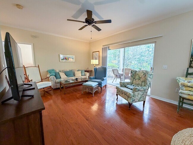 Building Photo - 2/2 Condo in The Links @ Haile Plantation - available end of April!