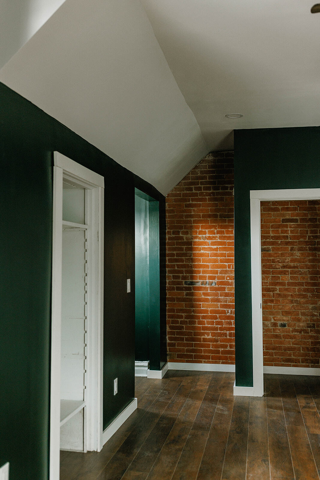 Building Photo - 503 Church St