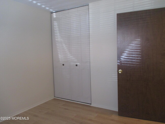 Building Photo - 1236D Hamilton Ct