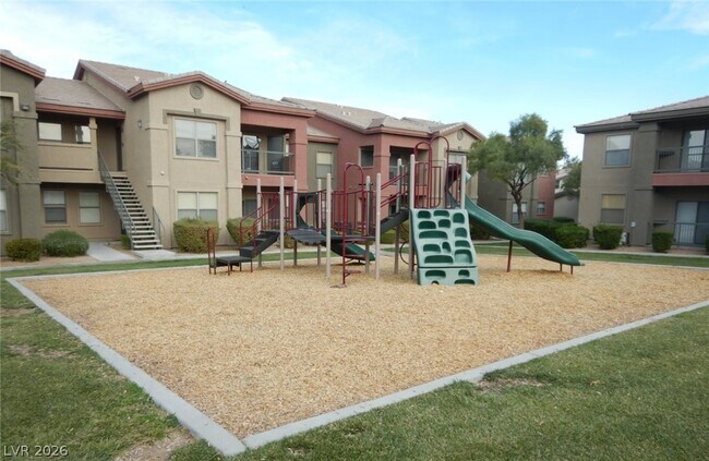 Building Photo - 8000 W Badura Ave