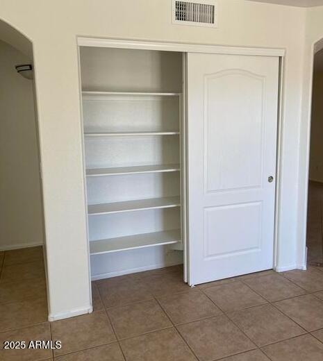 Building Photo - 3613 E Potter Dr
