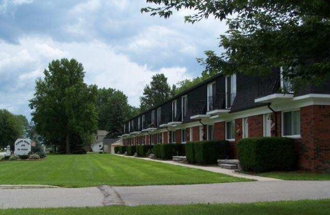Primary Photo - 37114 Jefferson Ave