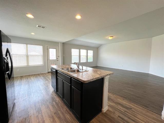 Building Photo - 6301 Seagull Ln