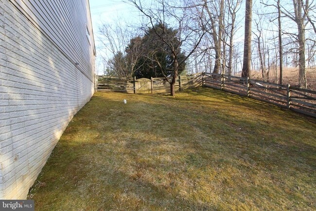 Building Photo - 12990 Pintail Rd