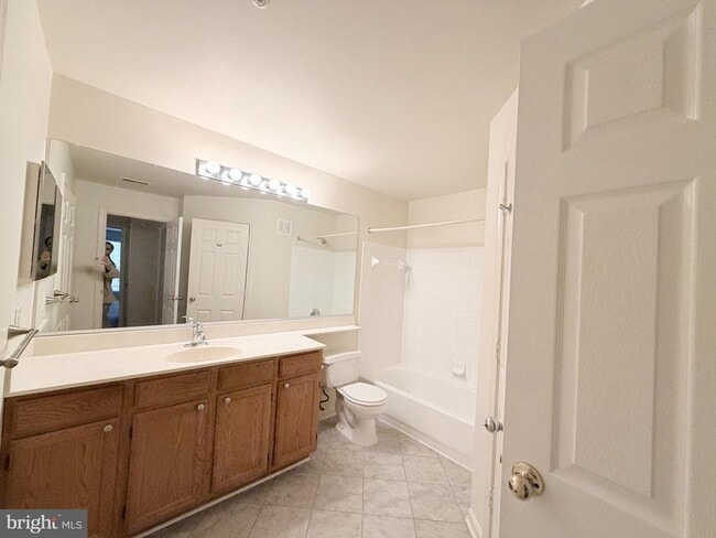 Building Photo - 3109 River Bend Ct