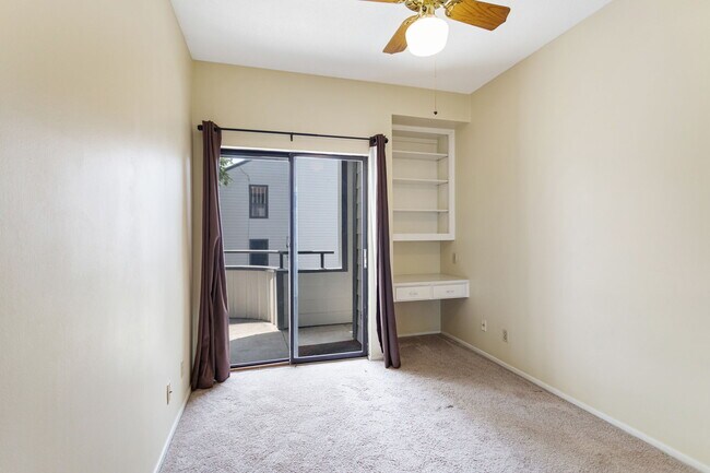 Building Photo - 2902 Cole St