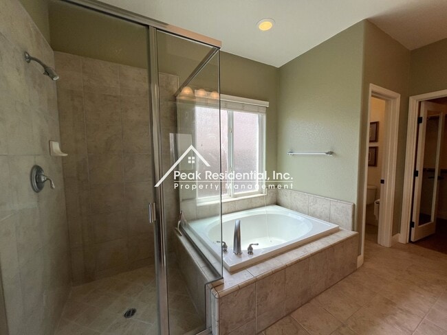 Building Photo - Beautiful 3bd/2.5ba Elk Grove Home