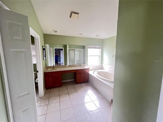 Building Photo - 6139 46th St E