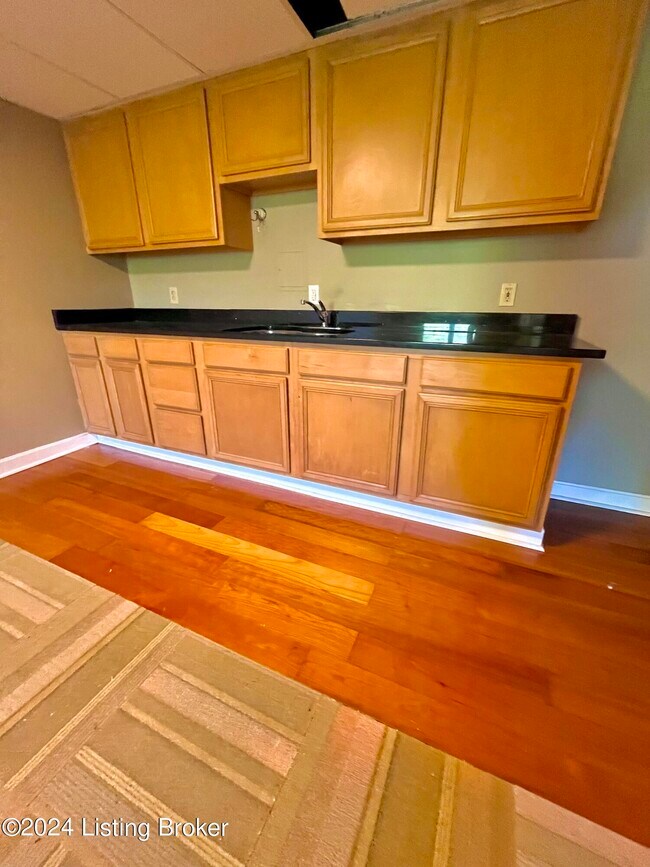 Building Photo - 4612 Deepwood Ct