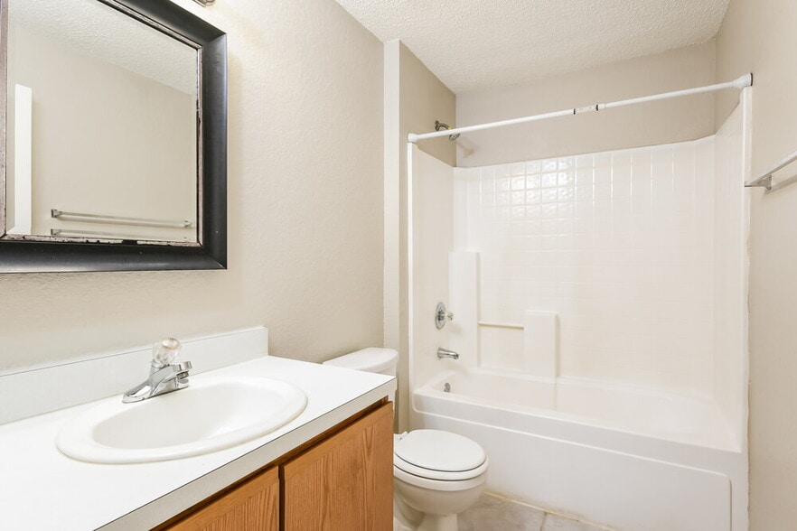 Building Photo - 166 Diamond Ridge Blvd