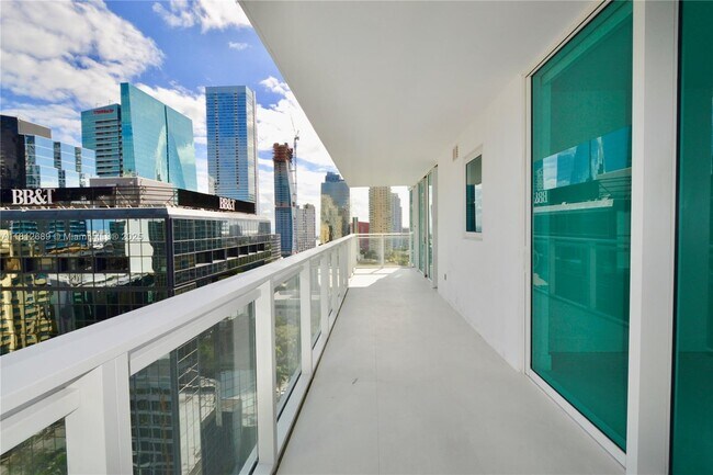 Building Photo - 1080 Brickell Ave