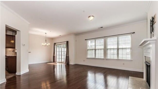 Building Photo - 14629 Juventus St