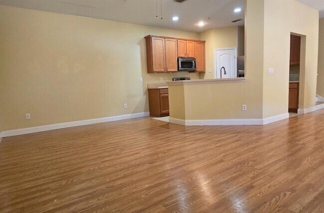 Building Photo - 2921 Pine Oak Trail