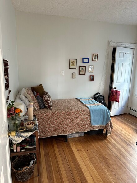 Building Photo - 219 Tremont St