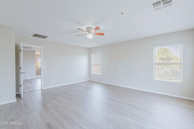 Building Photo - 6342 W Harwell Rd