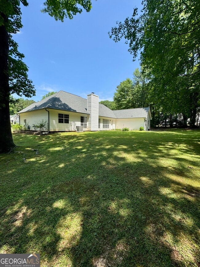 Building Photo - 41 Barrington Ct