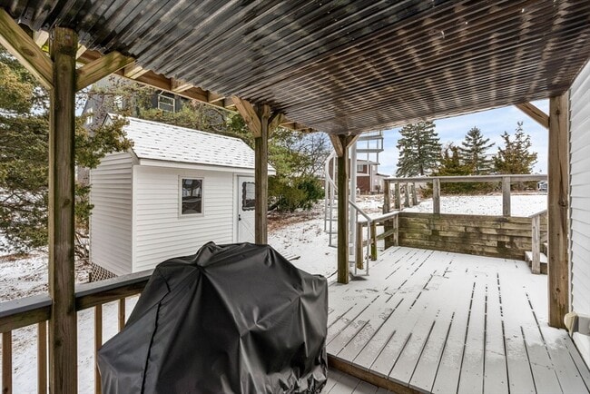 Building Photo - 5 I St