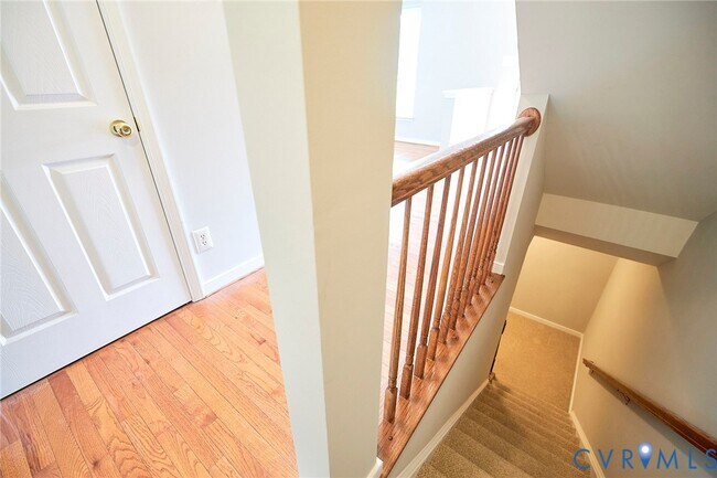 Building Photo - 315 Kingscote Ln