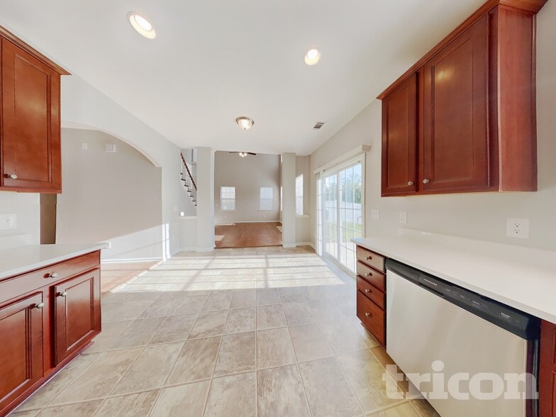 Building Photo - 2346 Sonoma Valley Dr