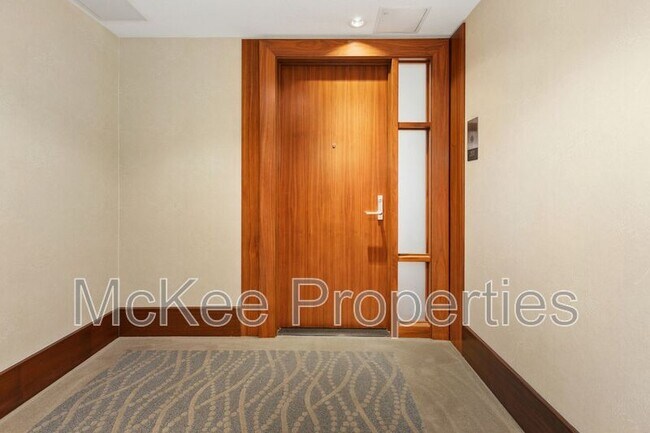 Building Photo - 1199 Pacific Hwy