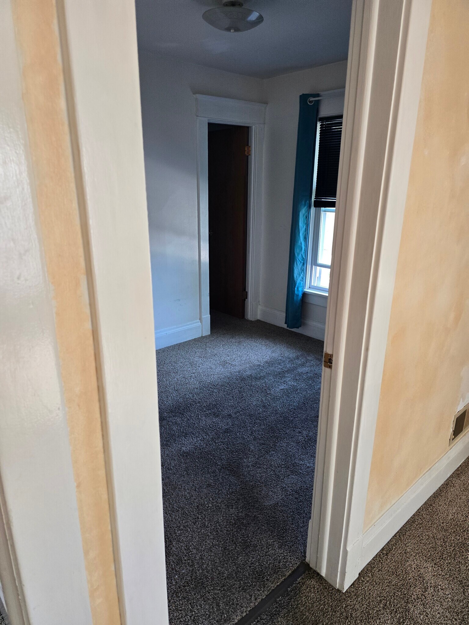 second bedroom - 2112 Clarence Ave