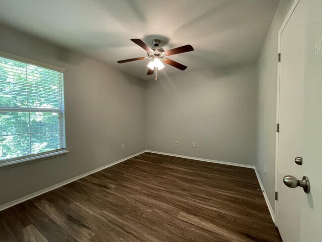 Building Photo - 3602 SW Deerfield Blvd