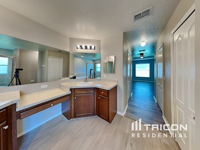 Building Photo - 1614 Taylor Landing Dr