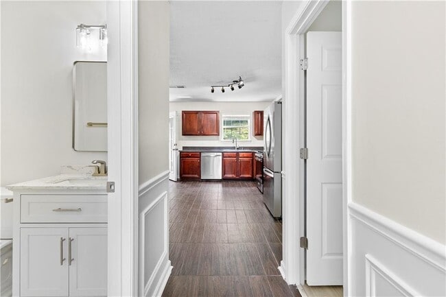 Building Photo - 1893 Tulip Petal Rd