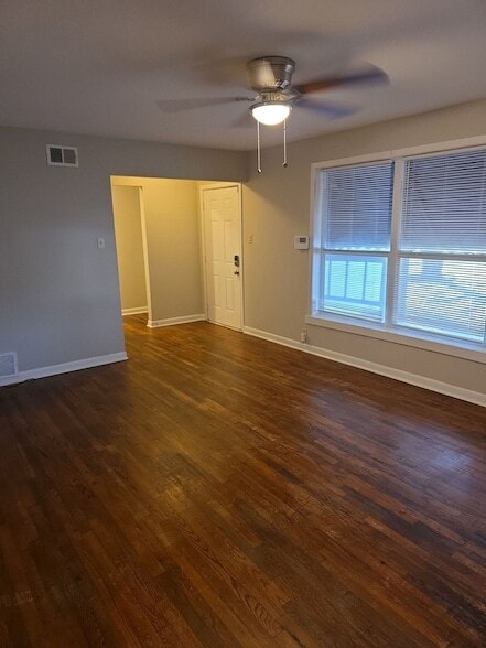 Building Photo - 1811 W College St