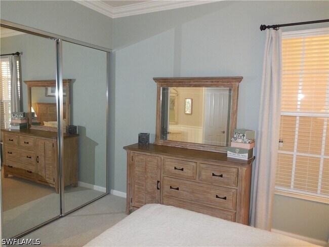 Building Photo - 3900 Valentia Way