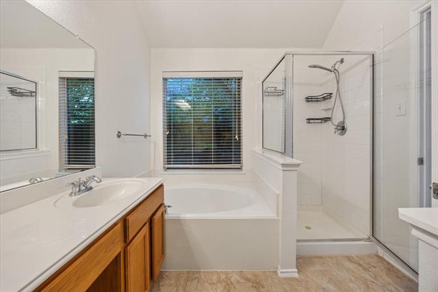 Building Photo - 9857 Meadow Rue Dr