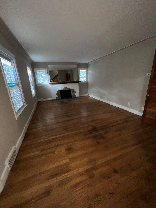 Building Photo - 5214 Hereford St