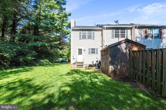 Building Photo - 31 Palmer Ct