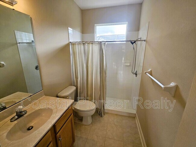 Building Photo - 16023 Ivy Lake Dr